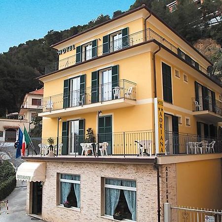 Hotel Adriana Laigueglia Esterno foto
