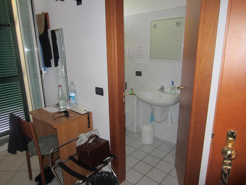 Hotel Adriana Laigueglia Esterno foto