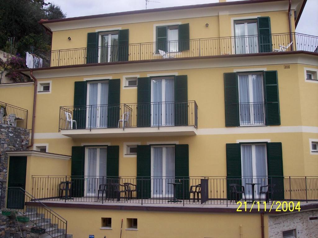 Hotel Adriana Laigueglia Esterno foto