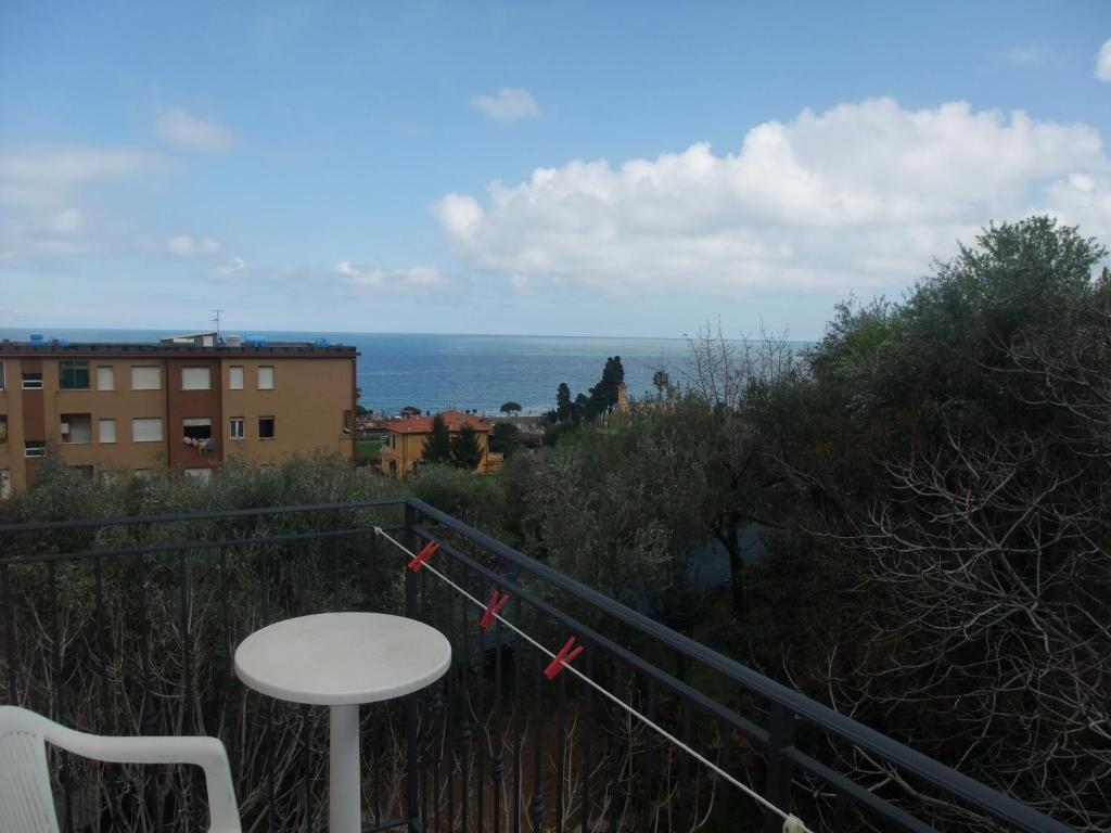 Hotel Adriana Laigueglia Esterno foto
